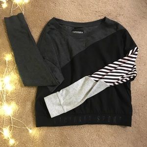 Victoria Sport Cropped Pullover